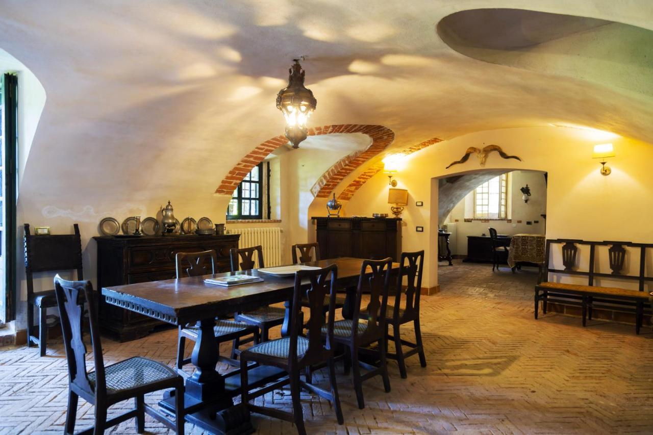 Bed and Breakfast Palazzo Sismonda Corneliano d'Alba Exterior foto