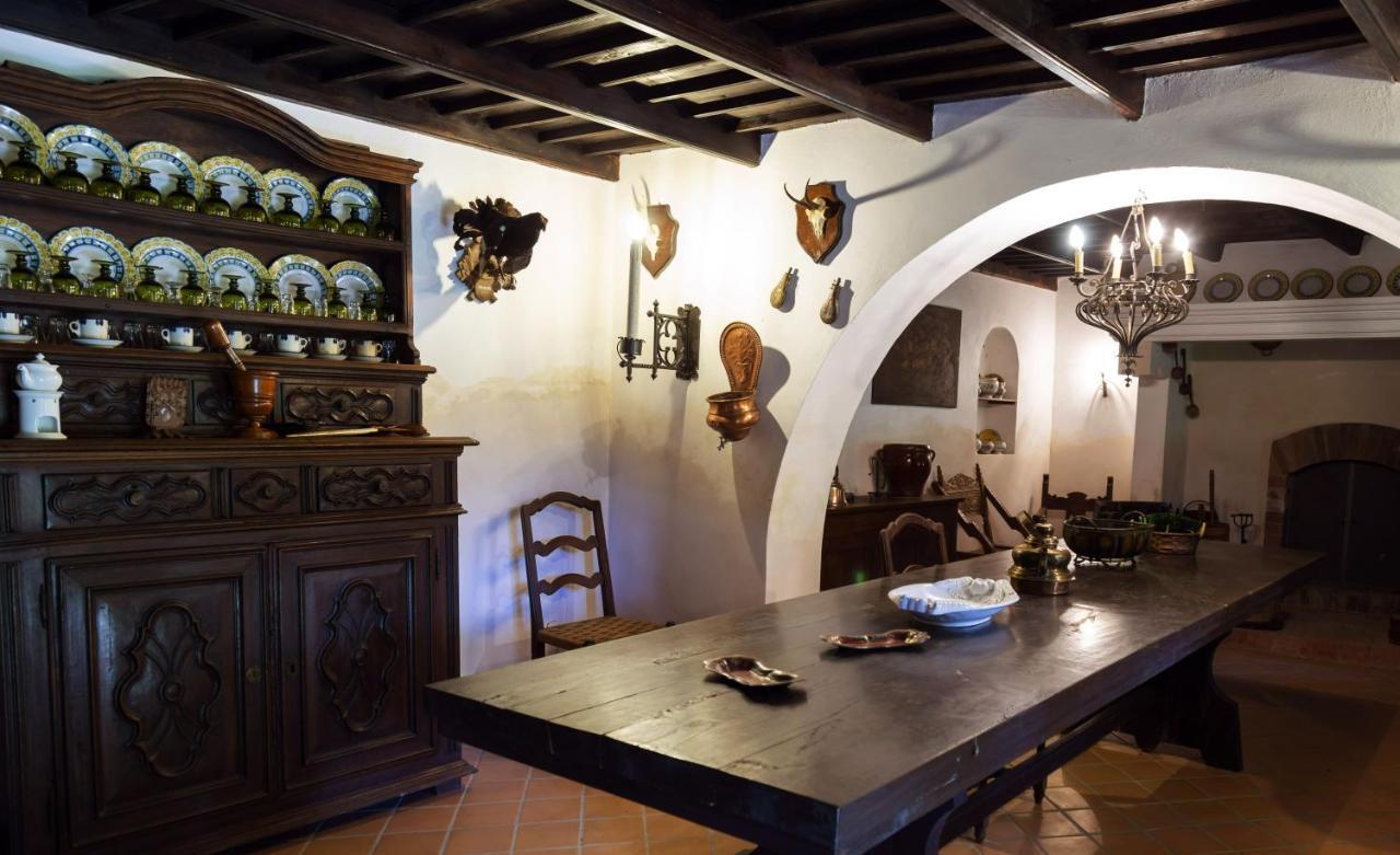 Bed and Breakfast Palazzo Sismonda Corneliano d'Alba Exterior foto